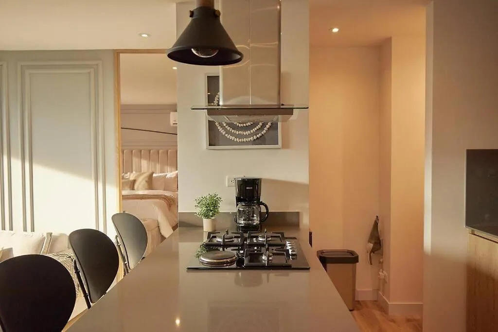 아파트 Go Living Suites: Your Medellin Retreat