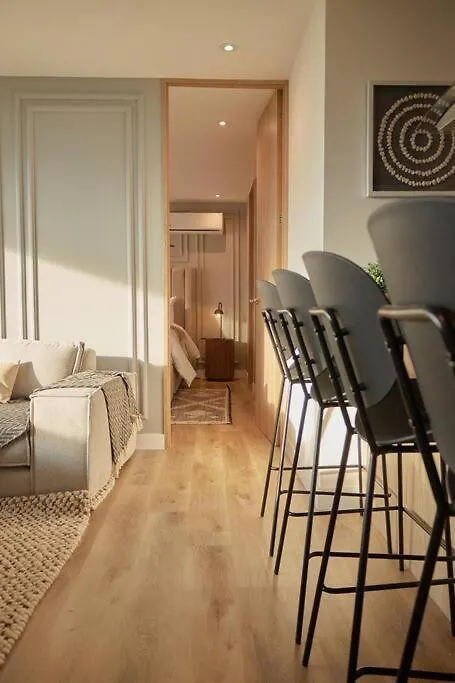 Go Living Suites: Your Medellin Retreat 콜롬비아